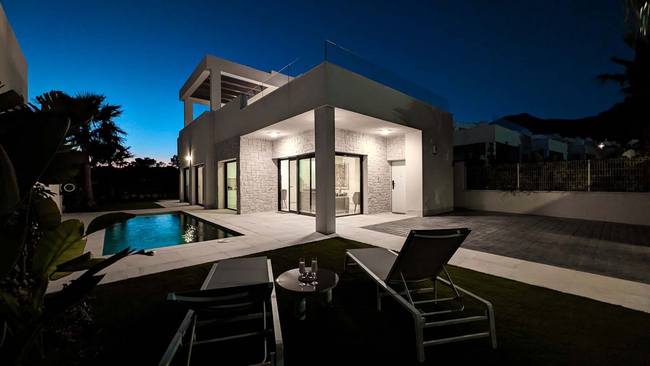 Villa Horizonte – Wieczorem